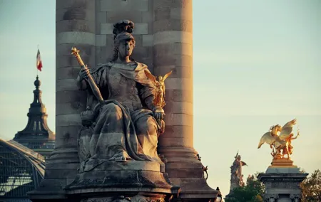 Historic Paris: Exclusive Private Tour with a Local