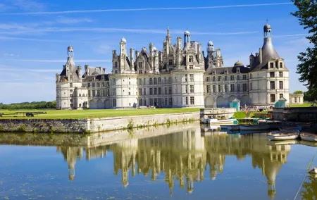 Loire Valley Castles Private Trip including Lunch from Paris