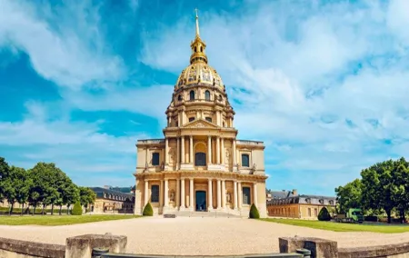 Explore Napoleon’s Paris Self Guided Walking Tour with an APP