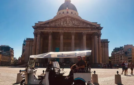 Latin Quarter Tour / duration 1h30 - from 1 to 6 passengers