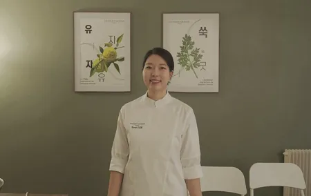 Make a Franco-Korean dessert: Black Sesame Verrine