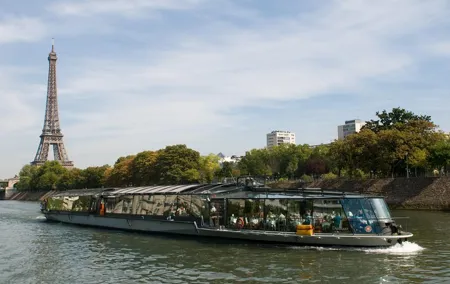 Paris city tour & Lunch cruise with small group