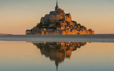 2 Days Private getaway St Malo Honfleur Mont St Michel Van VIP