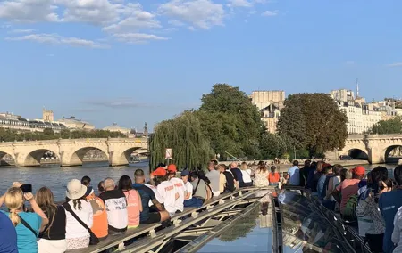 Notre-Dame Cathedral Exterior & Latin Quarter River Cruise Option