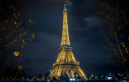 Private Departure Transfer from Paris City centre to Paris Beauvais Tillé airport