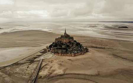 Breton Bliss: Paris Small Group Day Trip to Mont Saint Michel