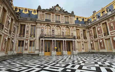Palace of Versailles by Train from Paris
