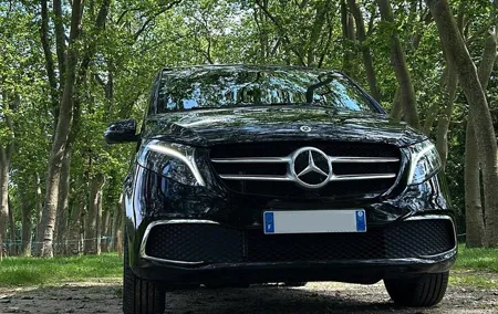 Private transfer from Ile de France to Airport