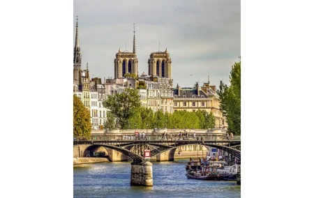 Paris: Premium City Highlights Guided Private Tour