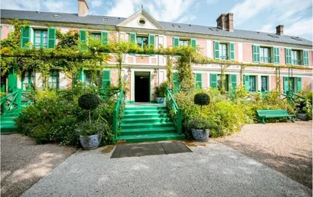 Giverny 5 hour Tour from Paris