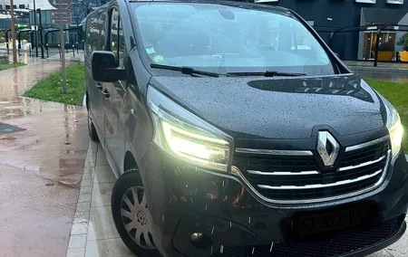 VAN and Sedan Transfers CDG Airports Disney Asterix Paris