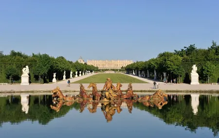 Private Versailles with minivan