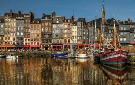 Giverny & Honfleur VIP Private Day Trip from Paris or Le Havre