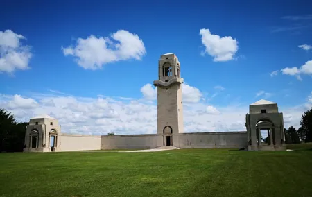 Sir John Monash Centre in the Somme from Paris aboard a Van (4/7 pax)