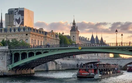 5 Days in Paris: Guided Tour with an Expert Francophile