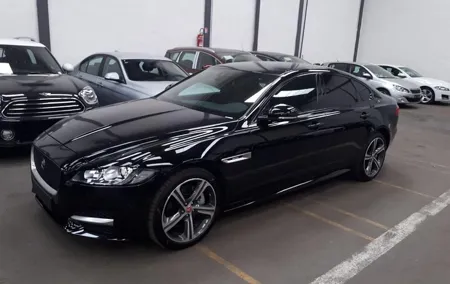Private Airport Transfer in Lyon from Sain-Exupéry airport (LYS) to City