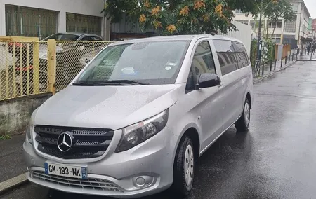 Private Transfer between Le Bourget Airport and Orly in Paris