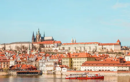 Discover the Best of Prague: Private Tour incl Best beer tasting