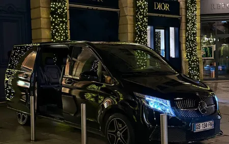 Transfer from Charles de Gaulle Airport to Disneyland Paris
