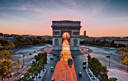 Discover Paris with the Advice of an Expert
