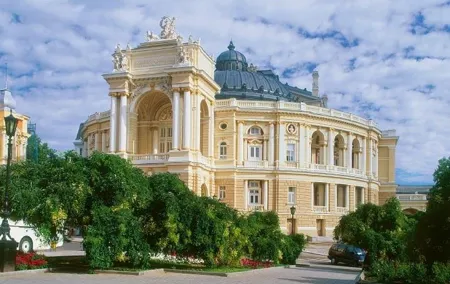 Private Sightseeing Walking Tour of Odessa with Local Guide