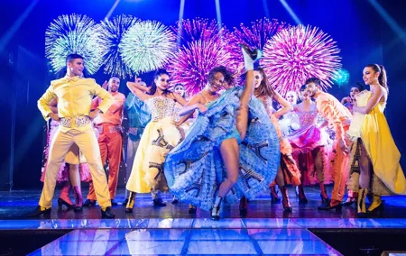 Paris Spa Experience and Cabaret Dinner Show at Paradis Latin