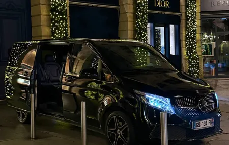 Private Transfer from ORLY Airport to Paris