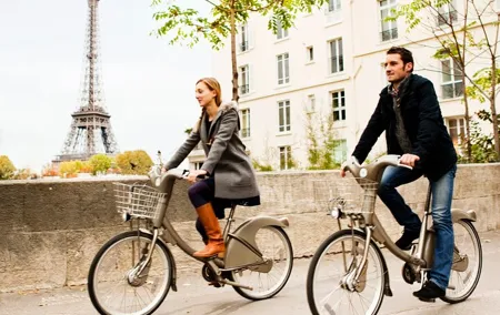Bike tour Highlights in Paris SEMI PRIVATE