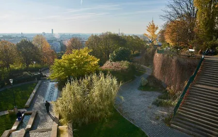 Off-The-Beaten-Track Private Walking Tour