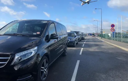 Private transfer from Beauvais airport to Paris or back