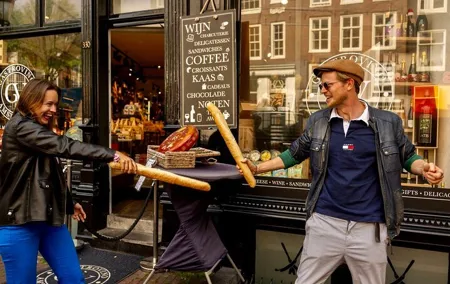 10 Tastes of Amsterdam: Food Tour by UNESCO Canals and Jordaan