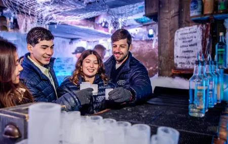 Xtracold Icebar Amsterdam, 3 Drinks Included