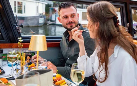 Dinner Canal Cruise Amsterdam: 4-Courses Including Drinks