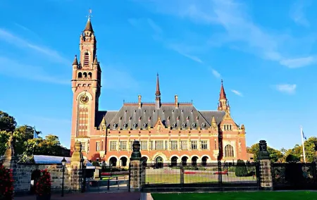 The Hague, Delft and Rotterdam Small-Group Tour (Max. 8 People)