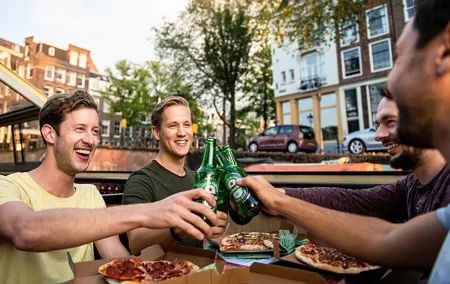 Amsterdam Pizza Cruise with Unlimited Drinks