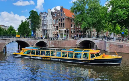 Amsterdam: Historic City Sightseeing Canal Cruise