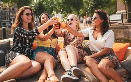 Amsterdam Luxury Open Boat Canal Cruise with Unlimited Drinks