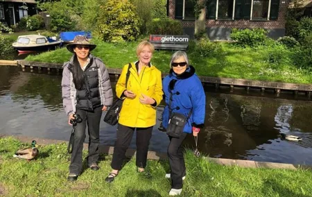 From Amsterdam: Zaanse Schans, Volendam, Giethoorn with Boat Tour