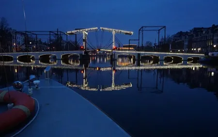 Amsterdam Festival of Lights Cruise by Captain Dave