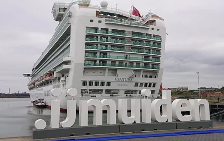 Amsterdam to IJmuiden Private Transfer