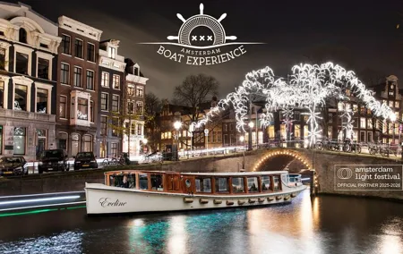 Amsterdam Light Festival: Cruise Saloon Boat w/ Hot Drinks option