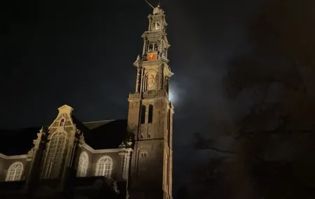 Amsterdam’s Ghostly Experiences Group Tour