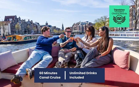 Guided Amsterdam Canal Cruise – Snacks & Drinks on board(1 Hour)
