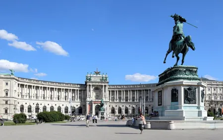Prague - Vienna One-way Sightseeing Private Tour