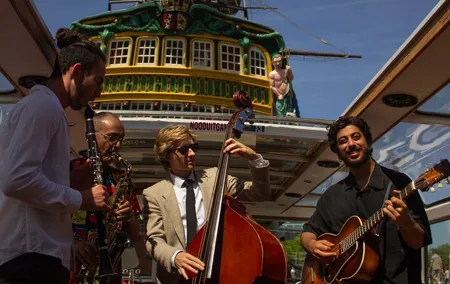 Amsterdam Jazz Canal Cruise with live music