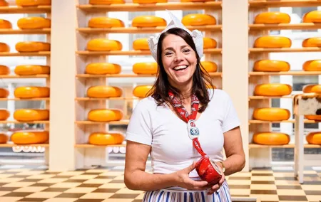 Amsterdam Cheese Tasting with Wine and Beer Pairing