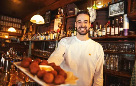Eating Amsterdam: Albert Cuyp Market & The Pijp Food Tour