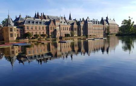 Rotterdam, The Hague, Delft Private Tour from Amsterdam