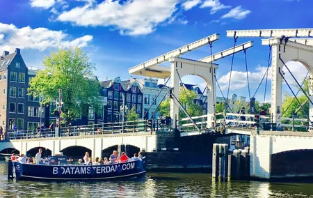 Amsterdam Canal Cruise with Live Guide - Central Station