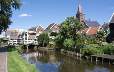 Off the beaten paths Dutch Country Side Private Tour in Jaguar